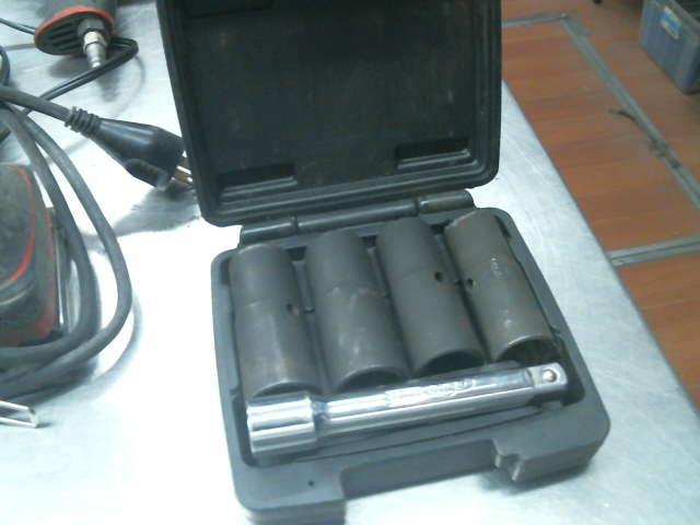 Steel man pro 5pcs douille