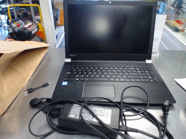Toshiba i7-6th/8gb ddr3/256ssd/gt520