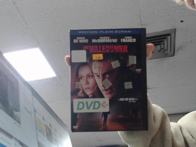 Une ville pres de la mer