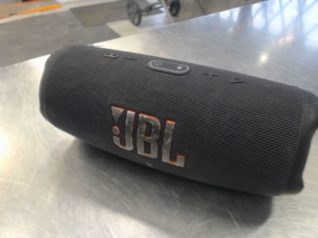 Speaker bluetooth charge 5 no ch excepti