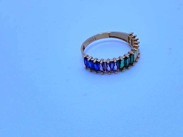 BAGUE EN OR 10KT POUR FEMME