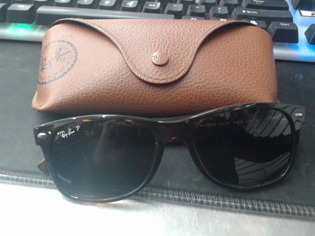 Lunette de soleil in box