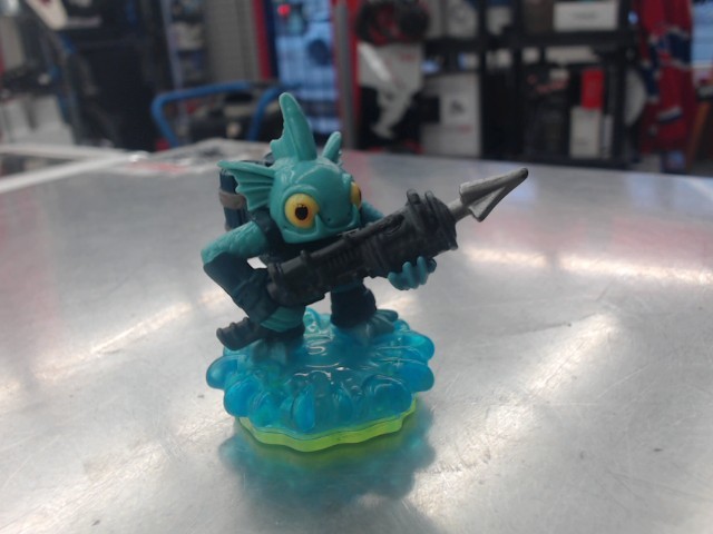 Skylander spyro's adv. gill grunt