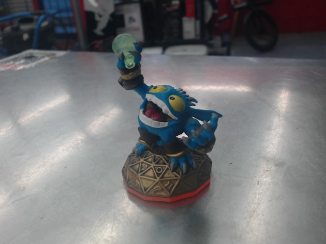 Figurine skylander 