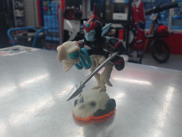 Figurine skylander 
