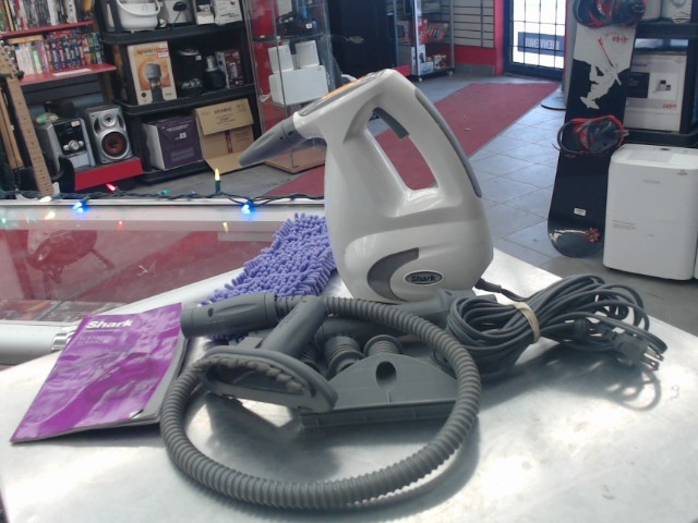 Nettoyeur a vapeur portatif