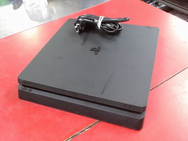 Console ps4 slim no manette+fil