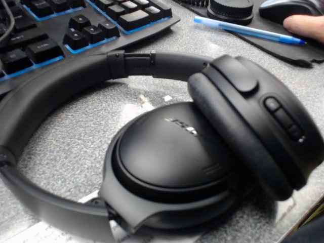 Bose bluetooth headphones noir good cond