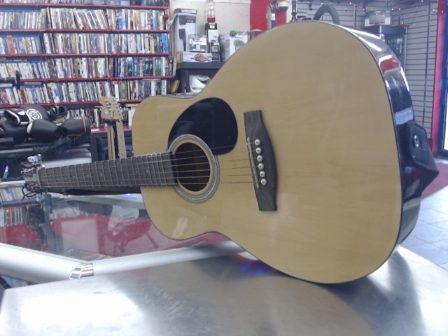 Guitare classique achetee ici