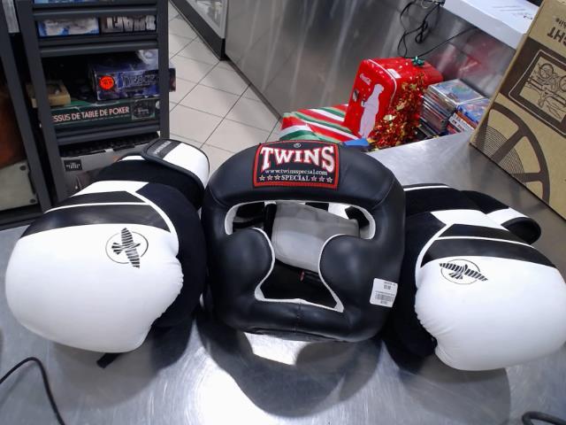 Kit de boxe gants et casque