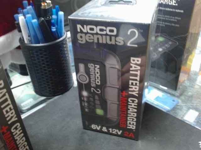 Chargeur a batt neuf