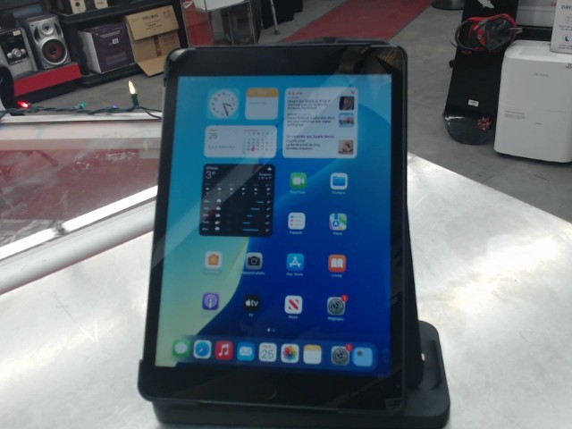 Tablette ipad 9e gen 64gb + case