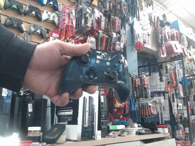 Custom painted xbox xontroller