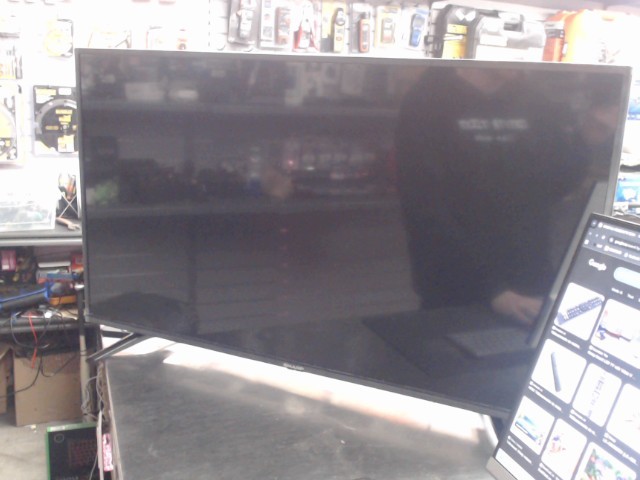 Tv sharp 40 pouce intelligente manette