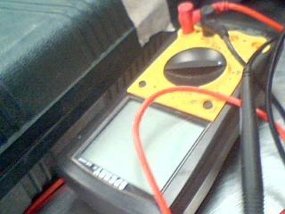 Multimetre numerique + etui