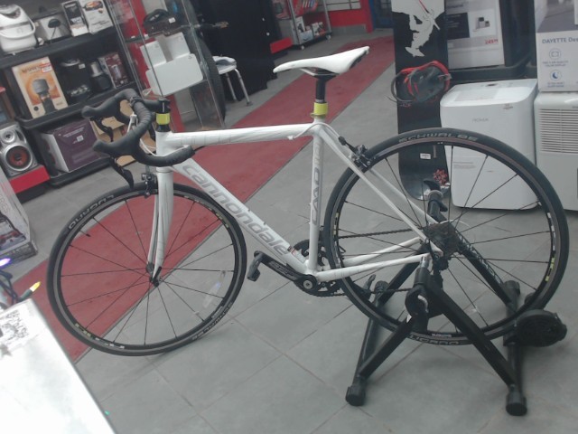Velo de competition de route bon etat