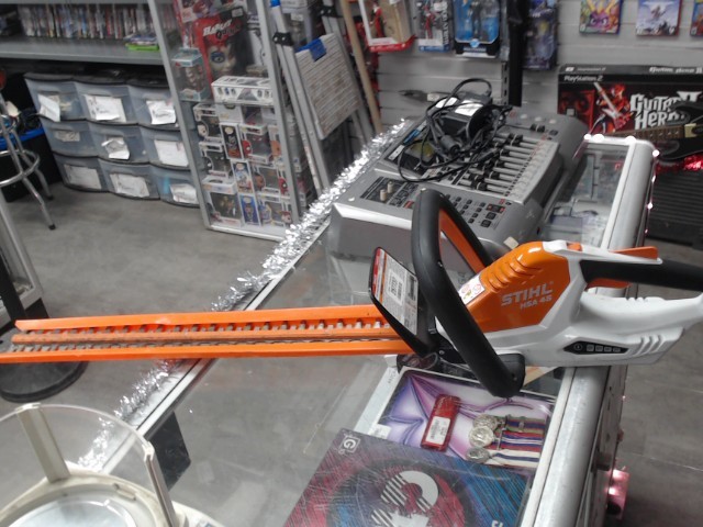 Taille haie stihl orange