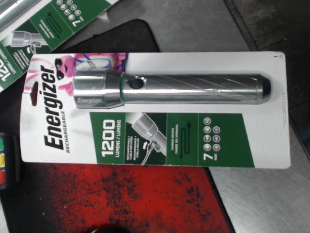 Lampe de poche 1200 lumens rechargeable