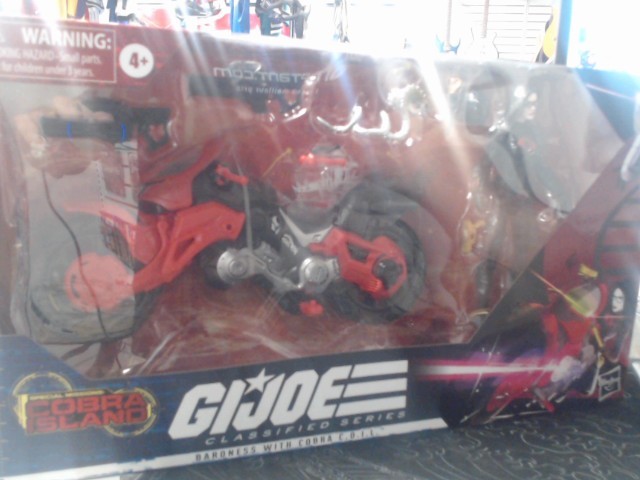 Gi joe  baroness with cobra c.o.i.l.