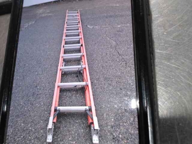 Echelle fibre 24pied