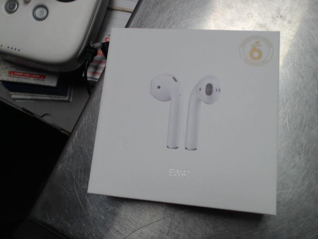 Ecouteurs blanc avec chargeur