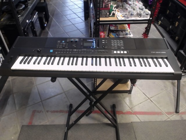 Synthetiseur +accessoires