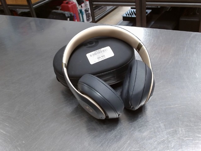 Ecouteur beats studio 3 + etuit