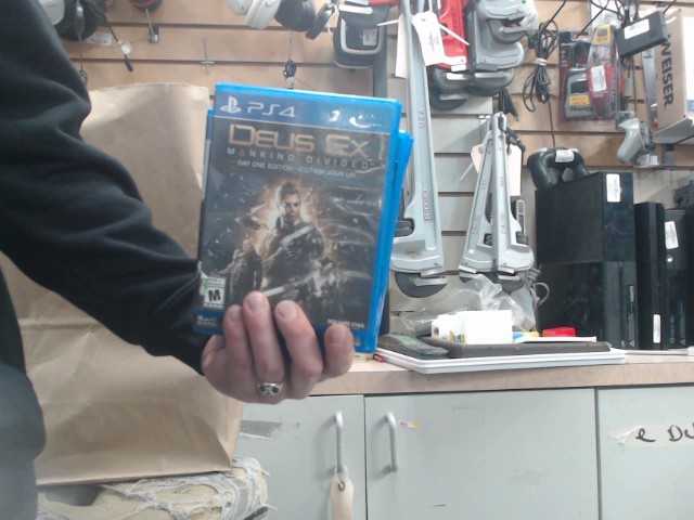 Deus ex mankind divided