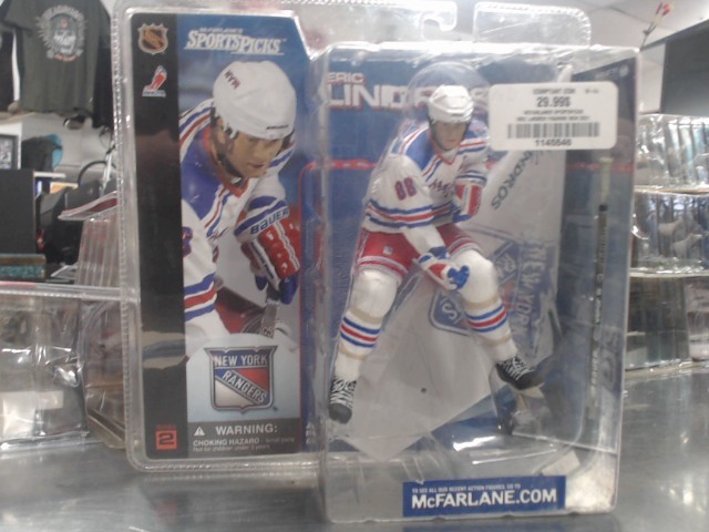 Eric lindros figurine new 2001