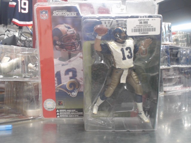 Kurt warner figurine new 2001