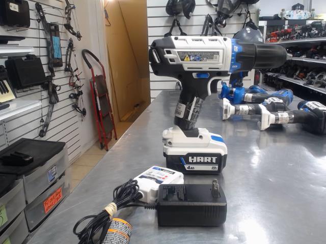 Drill + batt 4.0 ah + charg