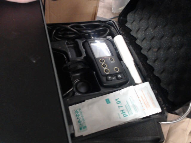 Machine a detecter ph eau sal et ter