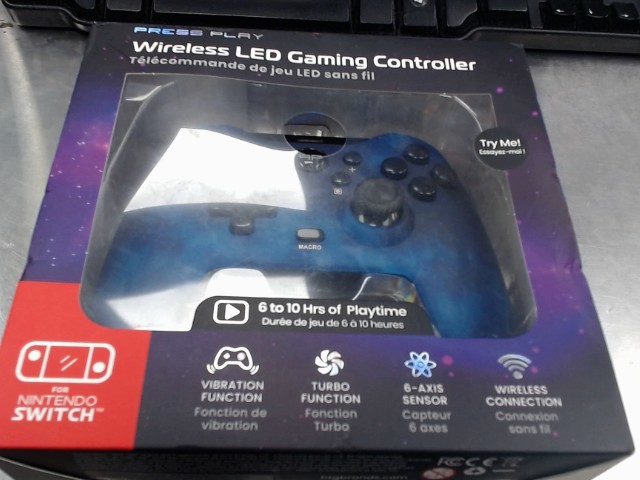 Wireless led gaming controller