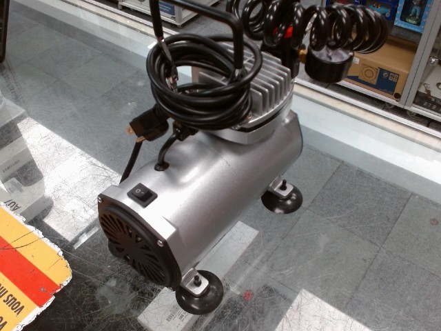 Airbrush compressor