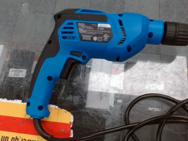 Perceuse a fil avec kit