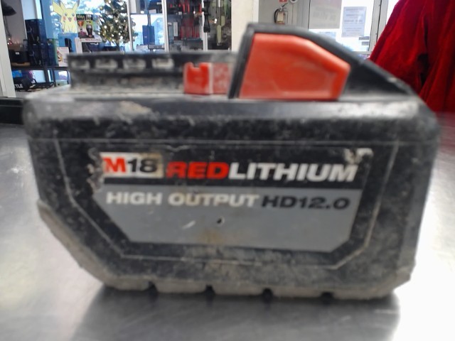 Batterie milwaukee 12ah