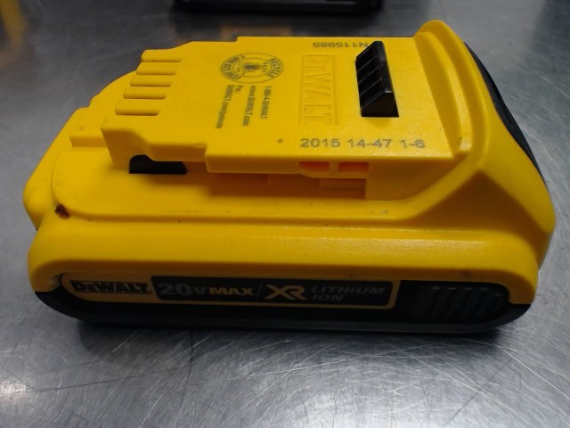 Batterie dewalt 2ah