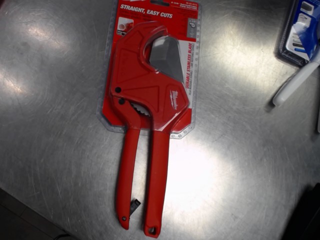 Pipe cutter milwaukee neuf