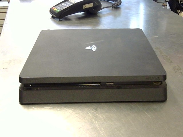 Ps4 slim sans accessoires -vente - a eff