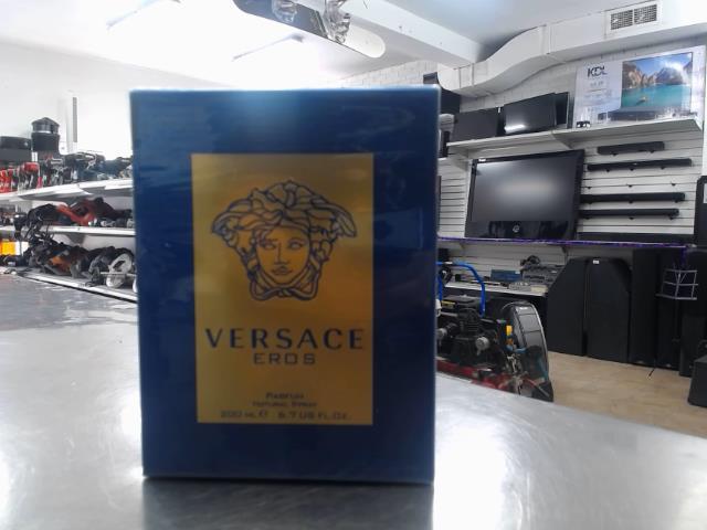 Bouteille parfum(neuf)200ml