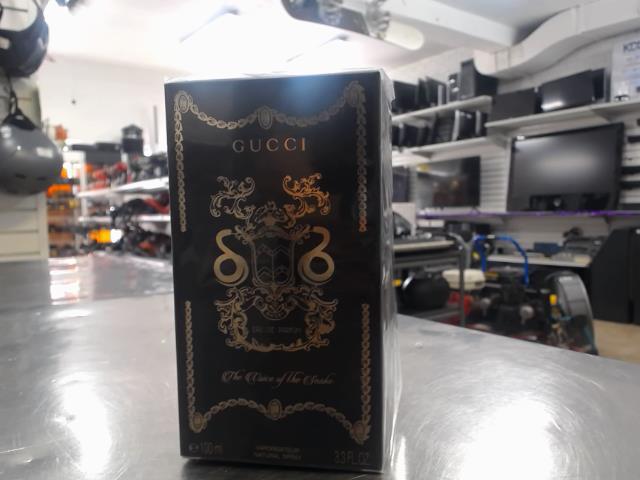 Eau de parfum(100ml)neuf