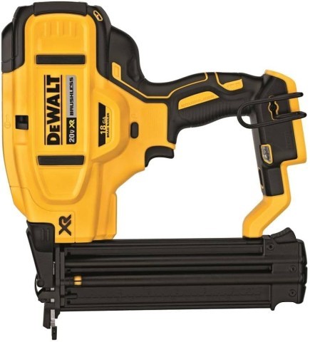 Cordless brad nailer