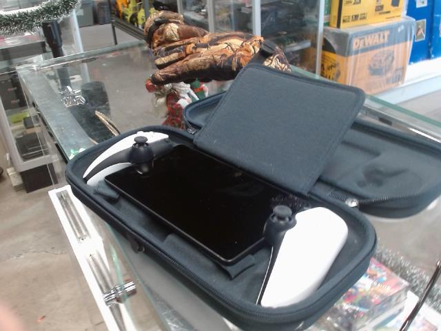 Playstation portal avec caisse