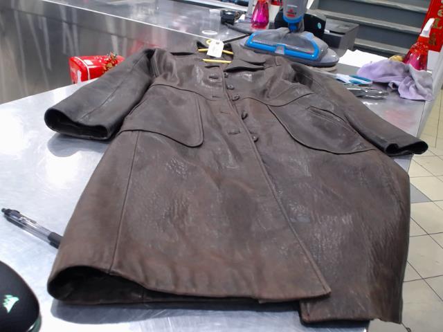 Manteau cuire brun probpre
