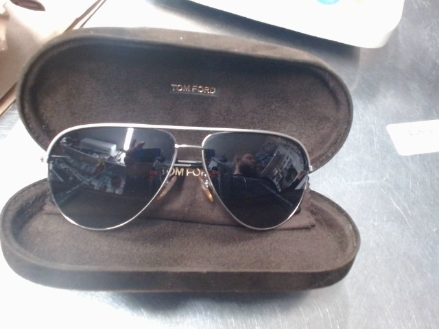Lunette soleil tom ford aviator w/case s