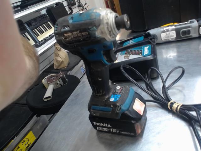 Impact makita + batt 5ah + charg
