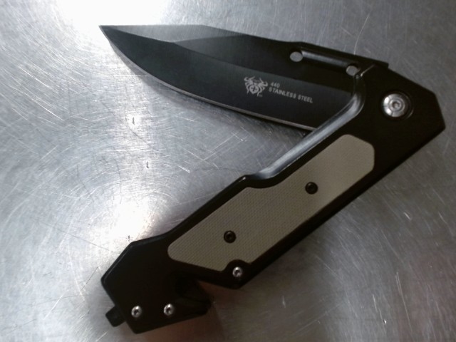 Black and creme knife 440 stainless stee