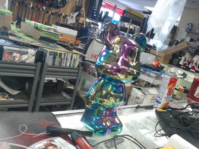 Statue rainbow avec boite