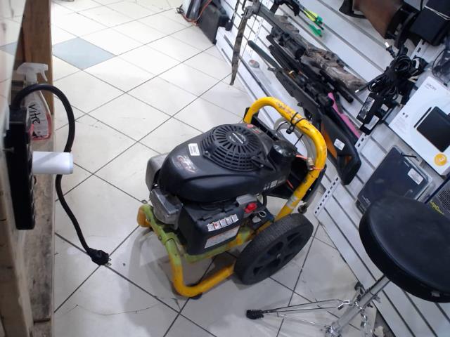 Pressure washer