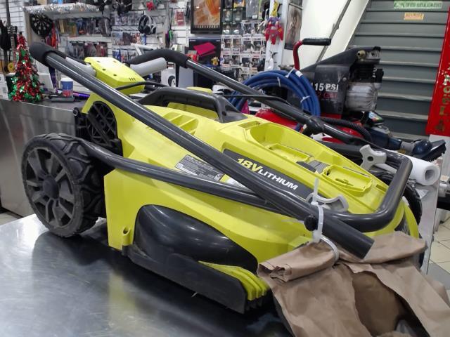 Tondeuse a batterie (pas de batterie)